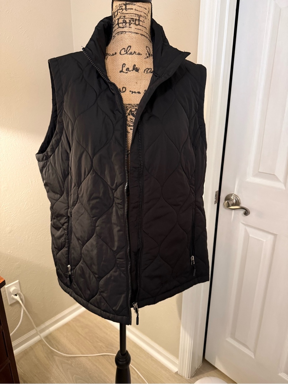 Free Country Black Quilted Zip-Front Vest